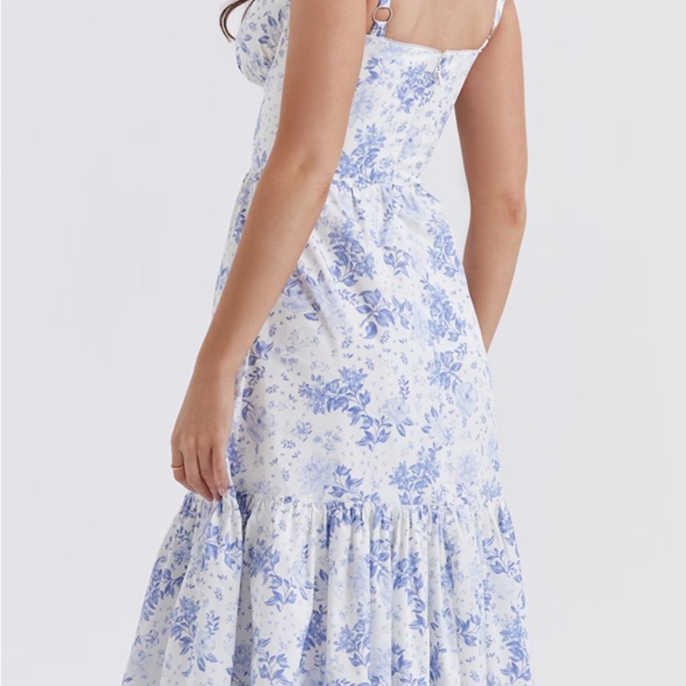 House of CB Blue Elia White Tiered Ruffled Midi Sundress Sz M NWOT - Picture 2 of 7